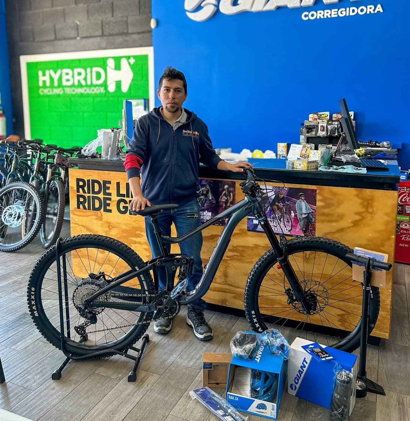 A customer with their new Giant bike